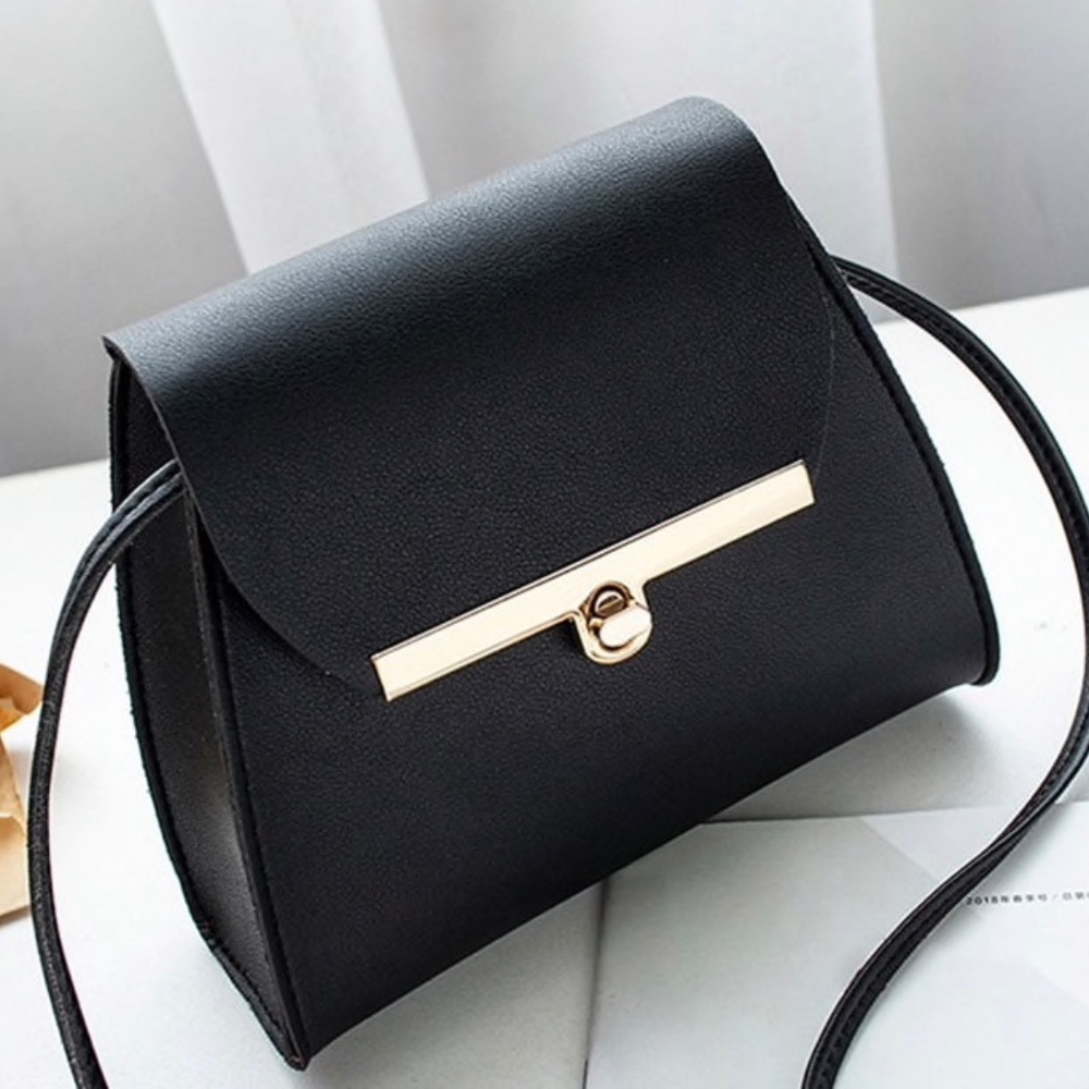 mini bag black and gold